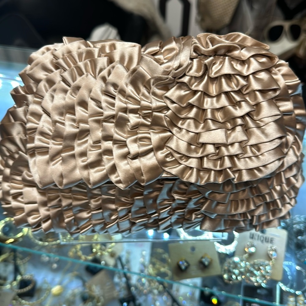 New Ruffle clutch purse gold chain for the shoulder by Jewel Badgley Mischka